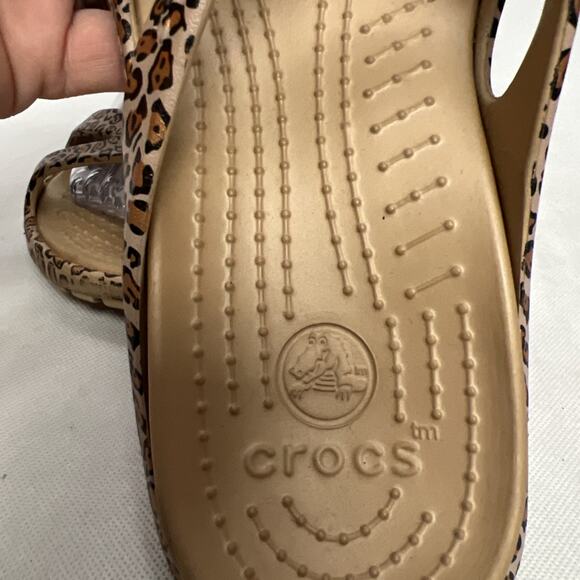 CROCS Meleen LEOPARD Slip On Women’s Size 9 W Comfort Slides Flats Sandals - Picture 8 of 10